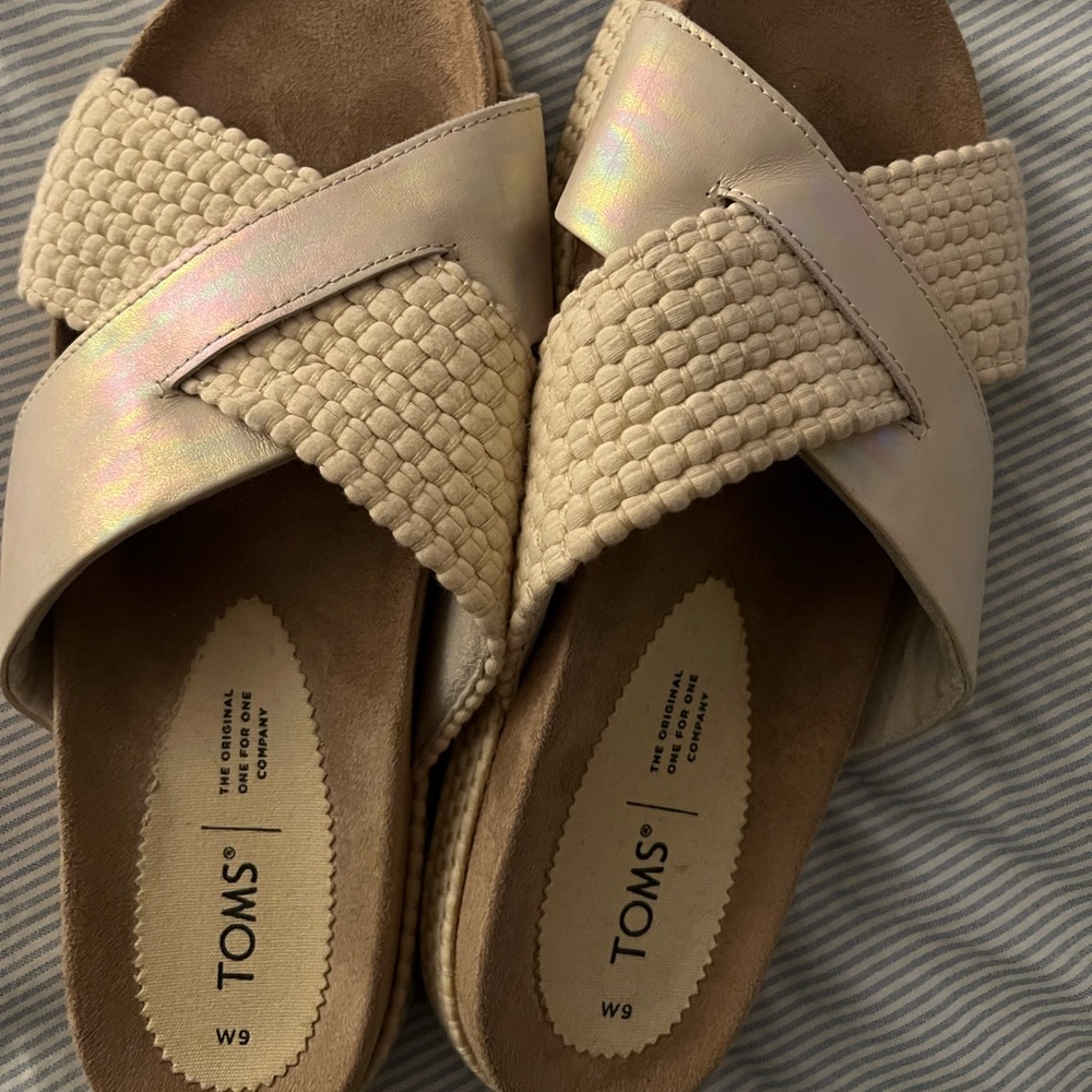 TOMS, cream suede slide sandals. Size 9W
